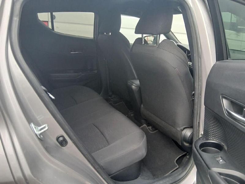 Usado Toyota C-HR Advance 98 CV (72 kW) 2019 Gris SUV