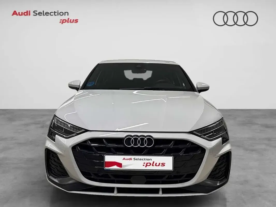 Usado Audi A3 Sportback e-tron S-Line 204 CV (150 kW) 2025 Blanco Utilitario