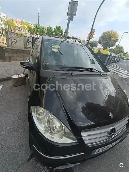 Käytetty Mercedes A200 Elegance 140 HP (102 kW) 2005 Musta Tila-auto