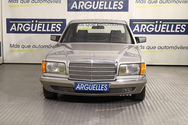 Usado Mercedes 280 154 CV (113 kW) 1984 Gris Berlina