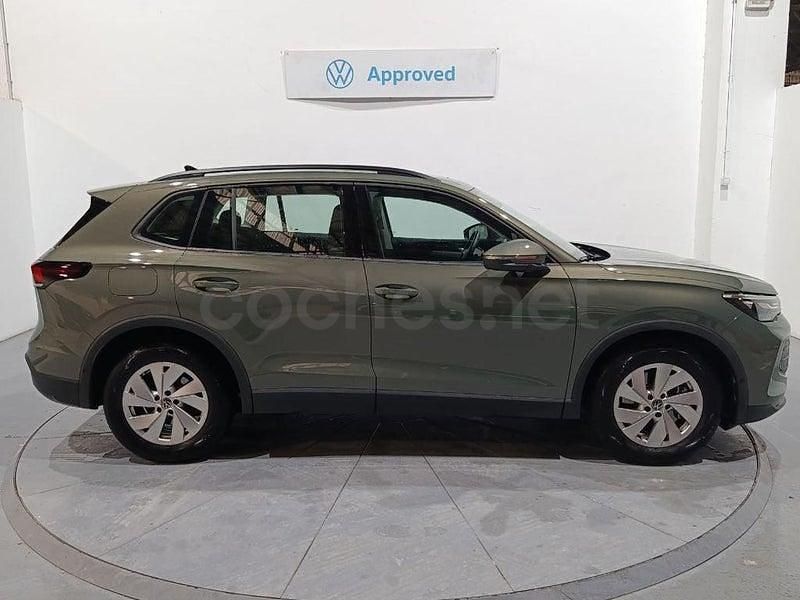 Usado VW Tiguan 150 CV (110 kW) 2025 Verde SUV