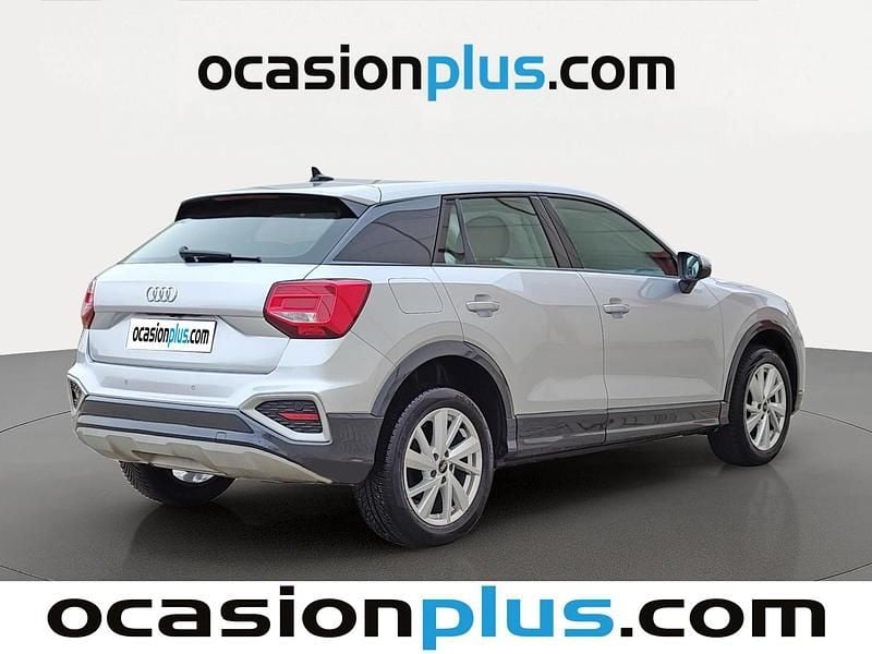Usado Audi Q2 Advanced Plus 150 CV (110 kW) 2023 Gris plata SUV
