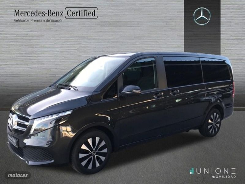Gris Usado 2023 Mercedes E250 Monovolumen | 69.900 € - Imagen 1/4