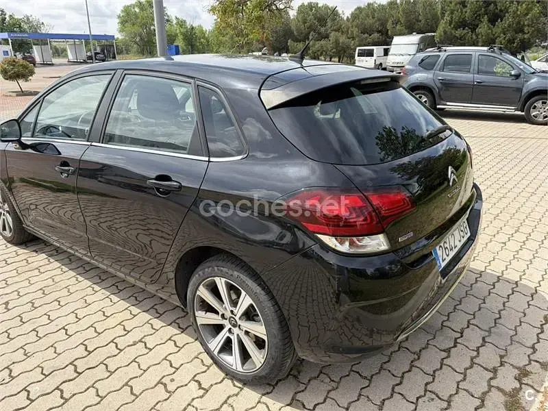 Usado Citroën C4 Feel 120 HP (88 kW) 2016 Preto Sedan