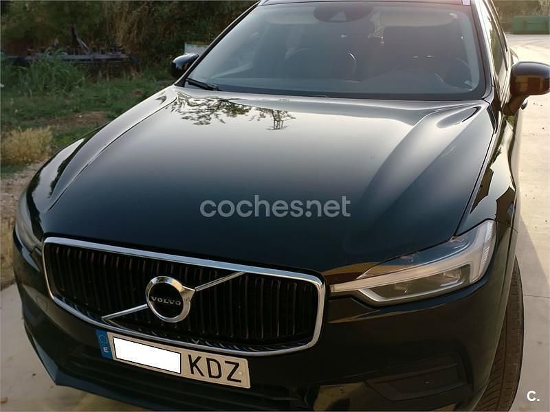 Negro Usado 2017 Volvo XC60 Momentum SUV | 21.900 € (Precio justo) - Imagen 1/4