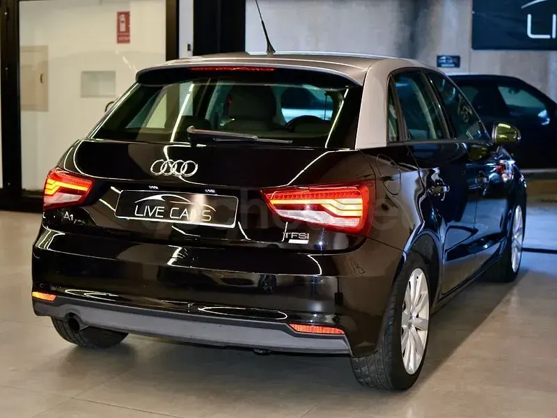 Usado Audi A1 Sportback 95 CV (69 kW) 2016 Negro Utilitario