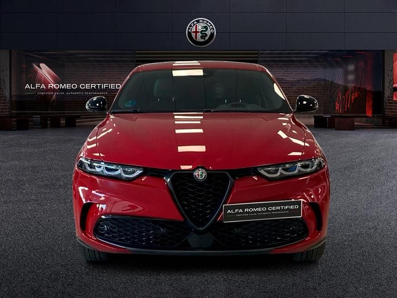 Usado Alfa Romeo Tonale Edizione Speciale 130 CV (95 kW) 2022 Rojo SUV