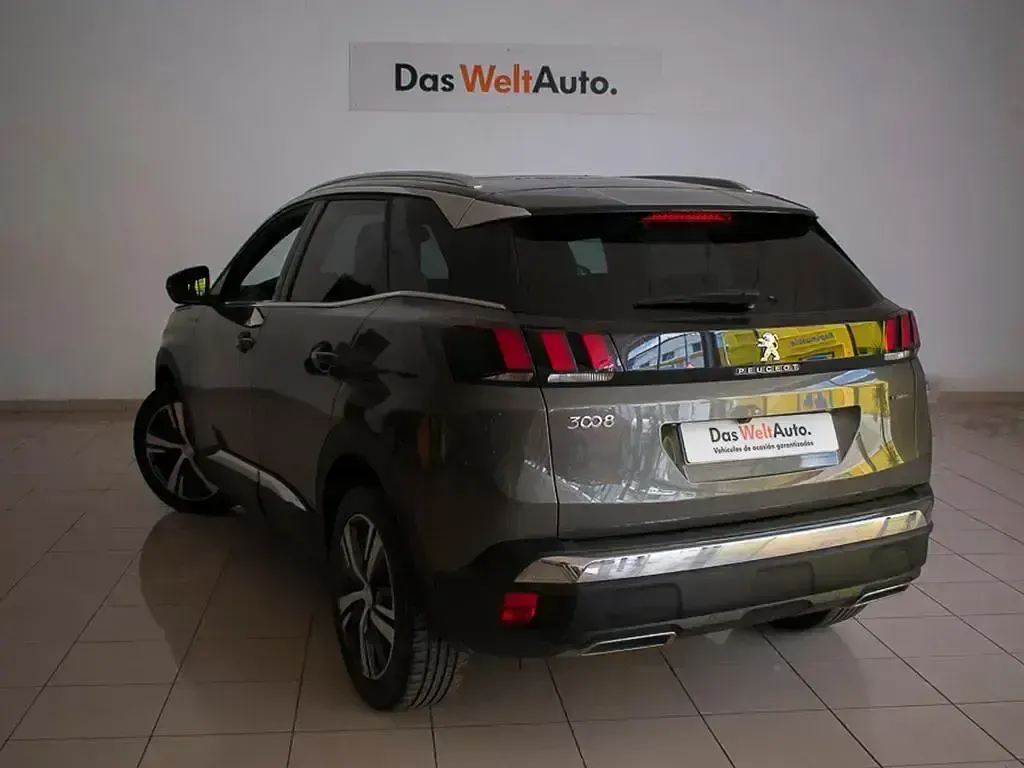 Usado Peugeot 3008 GT-line 131 CV (96 kW) 2017 Gris amazonite SUV