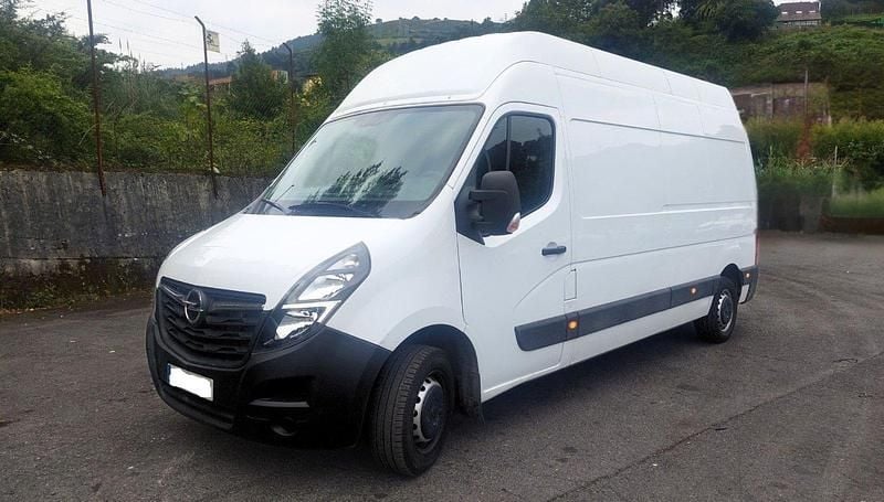 Usado Opel Movano 150 HP (110 kW) 2021 Branco Van