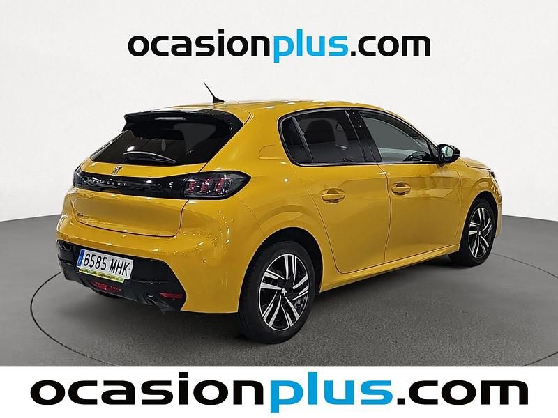 Usado Peugeot 208 Allure 100 CV (73 kW) 2023 Amarillo Utilitario