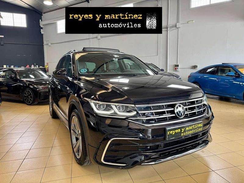 Usado VW Tiguan R-line 150 CV (110 kW) 2021 Negro SUV