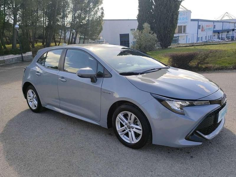 Usado Toyota Corolla Active 122 CV (89 kW) 2019 Gris Utilitario