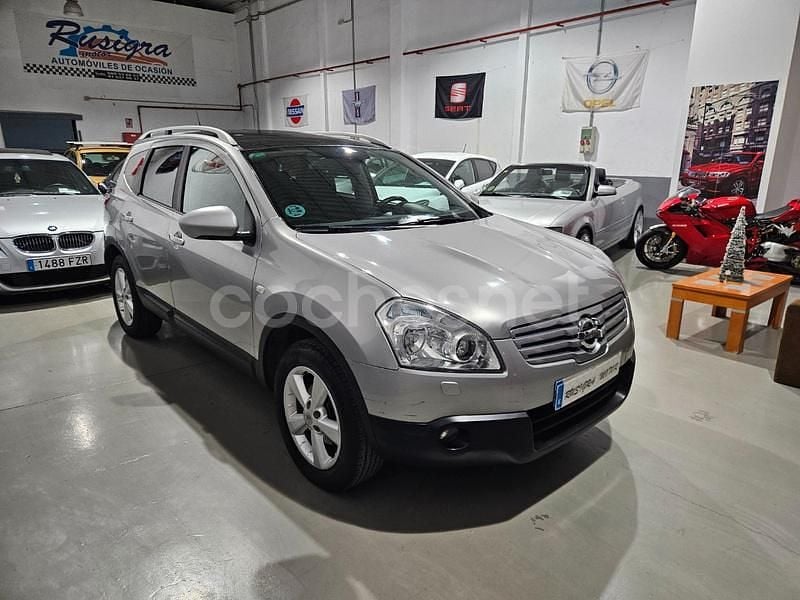 Gris / plata Usado 2009 Nissan Qashqai +2 Tekna SUV | 7590 € (Precio justo) - Imagen 1/4