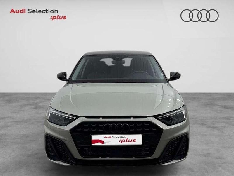Usado Audi A1 Sportback Black Edition 116 CV (85 kW) 2025 Gris Utilitario