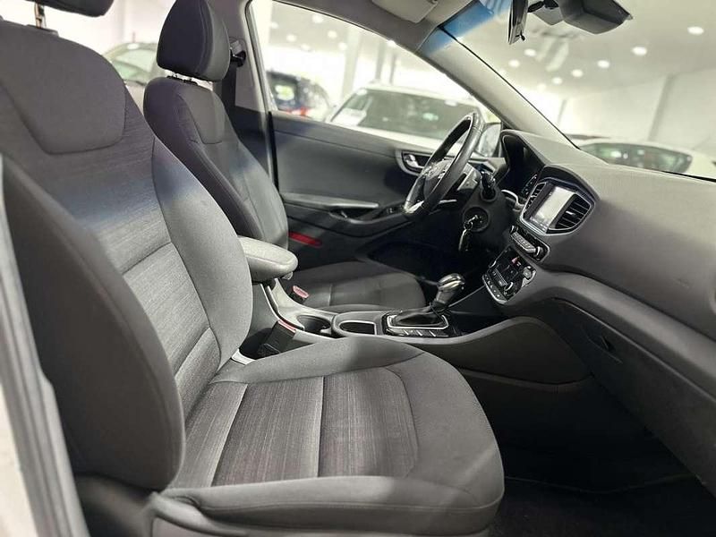 Usado Hyundai Ioniq 141 CV (103 kW) 2020 Blanco Utilitario