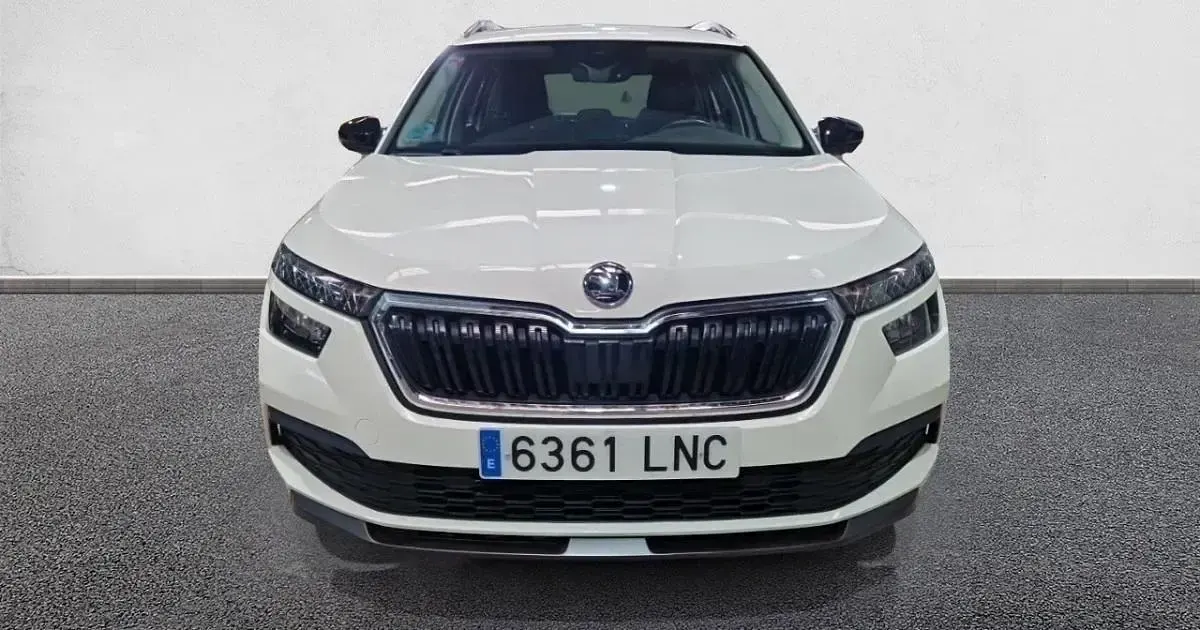 Usado Skoda Kamiq Ambition 110 CV (80 kW) 2021 SUV