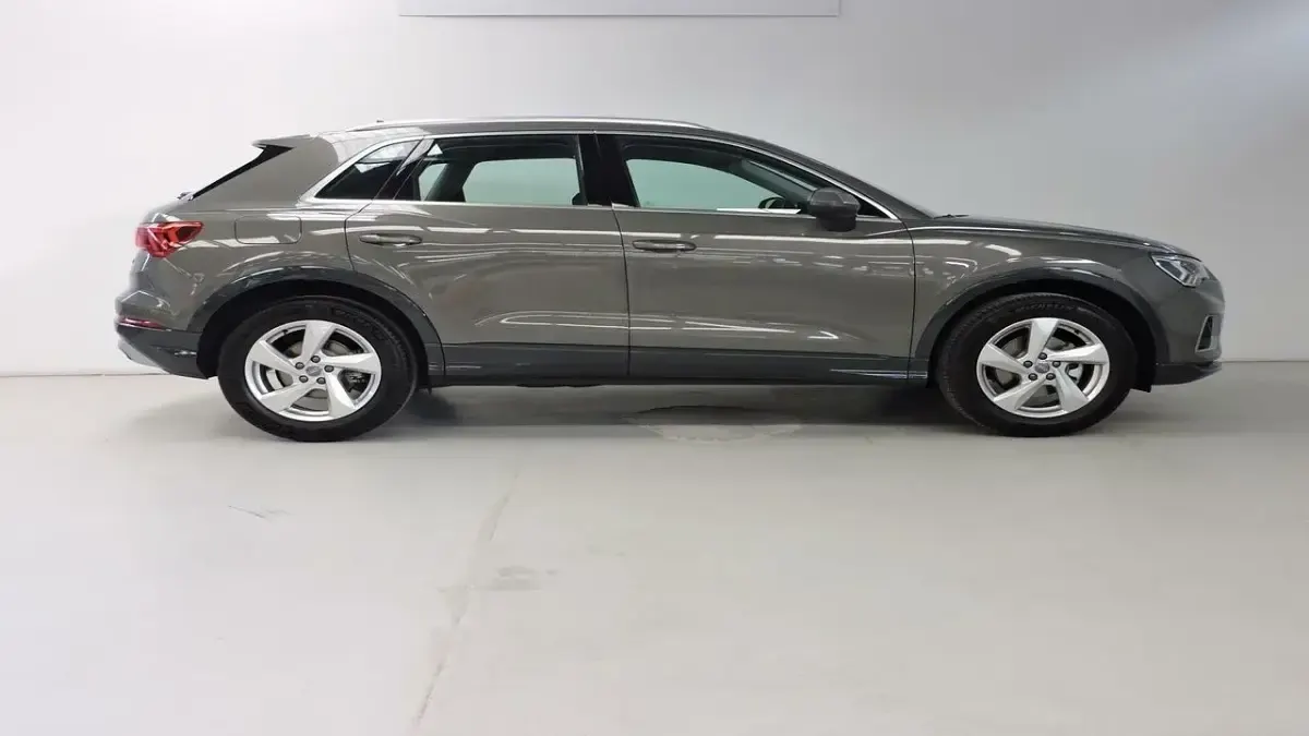 Usado Audi Q3 Advanced Plus 150 CV (110 kW) 2023 Gris SUV