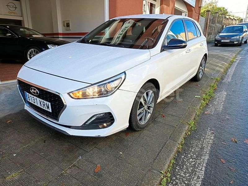 Blanco Usado 2019 Hyundai i30 GO! Berlina | 11.499 € - Imagen 1/4