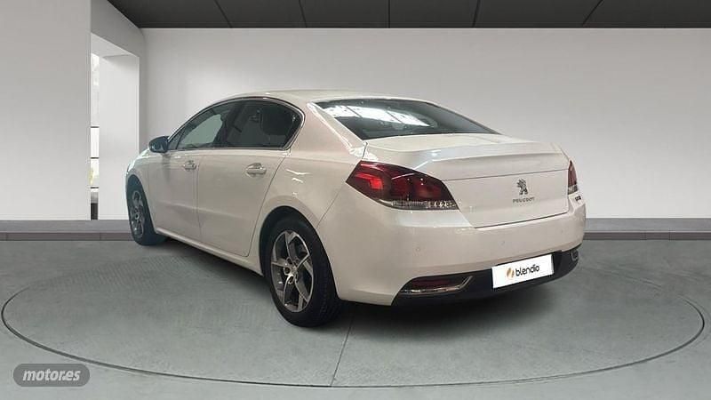 Usado Peugeot 508 Allure 163 CV (119 kW) 2015 Blanco Familiar