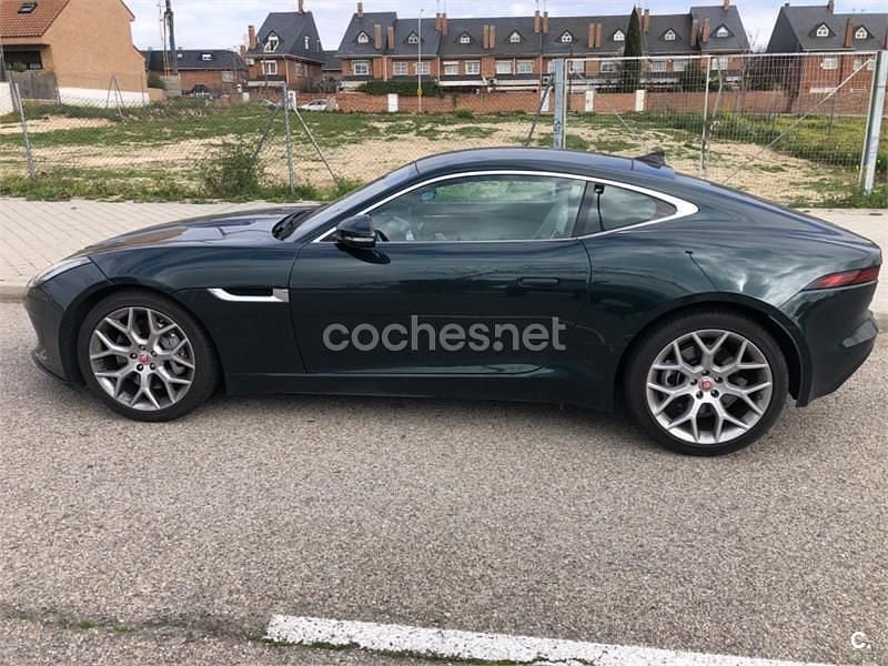 Usado Jaguar F-Type R-Dynamic 300 CV (220 kW) 2019 Verde Coupe