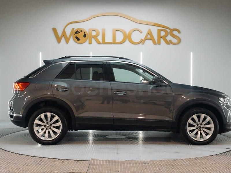 Usado VW T-Roc Advance 151 CV (111 kW) 2021 Gris SUV