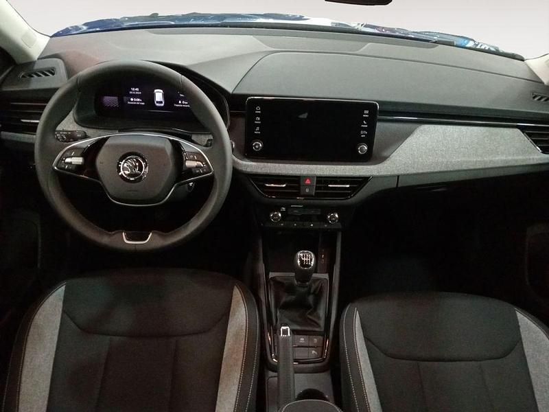 Usado Skoda Scala Selection 115 CV (84 kW) 2024 Azul Utilitario