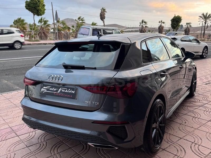 Usado Audi A3 S-Line 150 CV (110 kW) 2021 Gris / plata Berlina