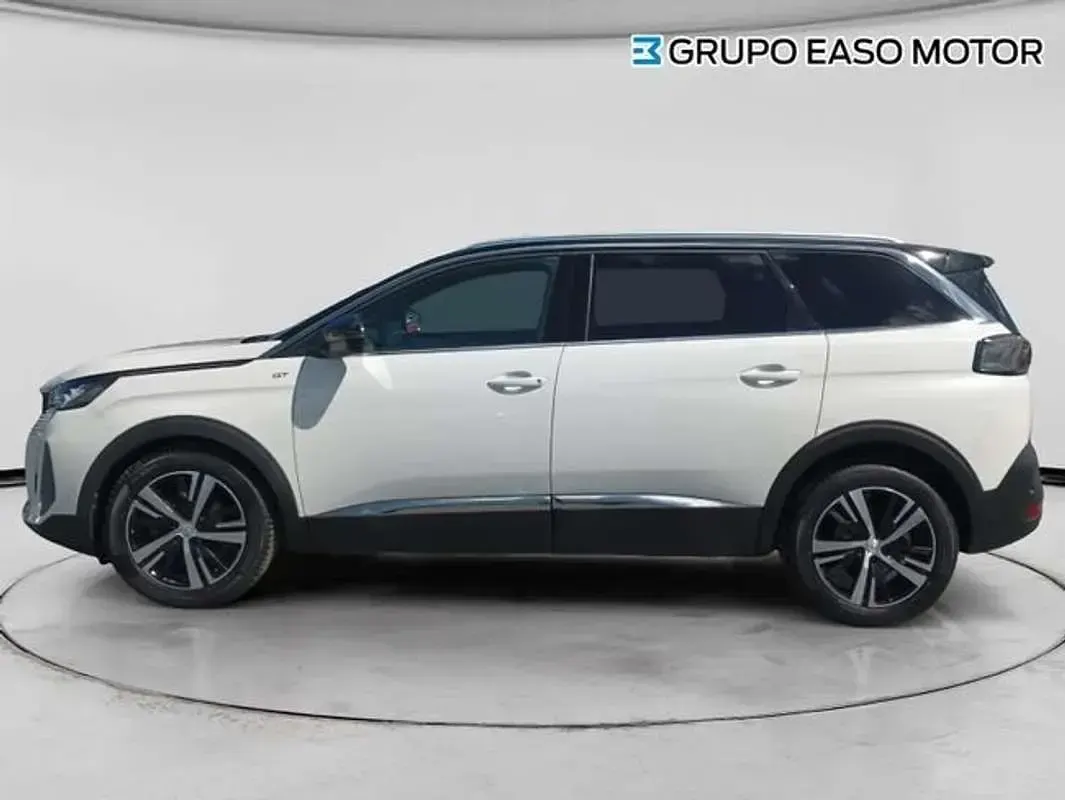 Usado Peugeot 5008 GT 131 CV (96 kW) 2021 Blanco SUV