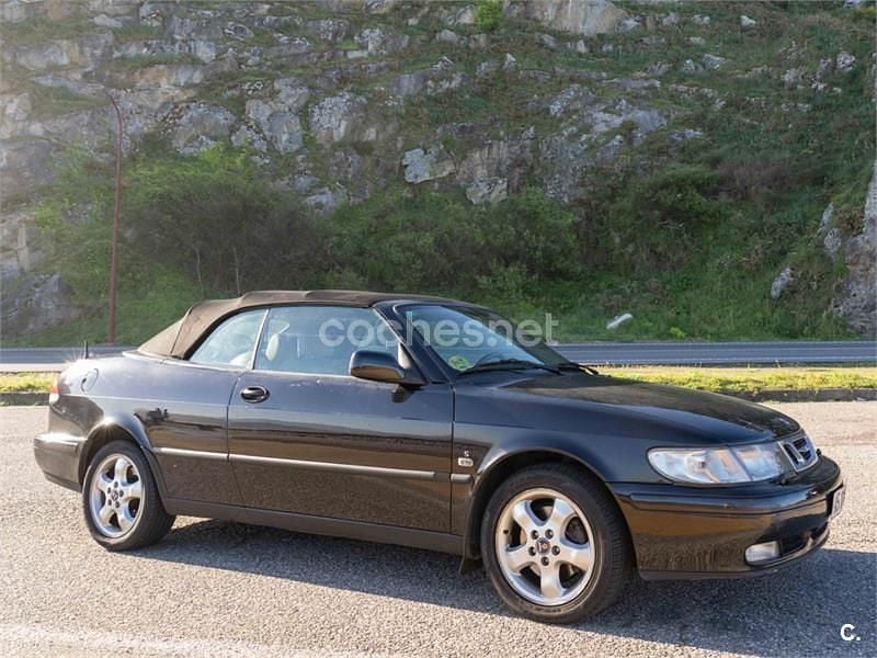 Usado Saab 9-3 Cabriolet 150 CV (110 kW) 2002 Negro Descapotable