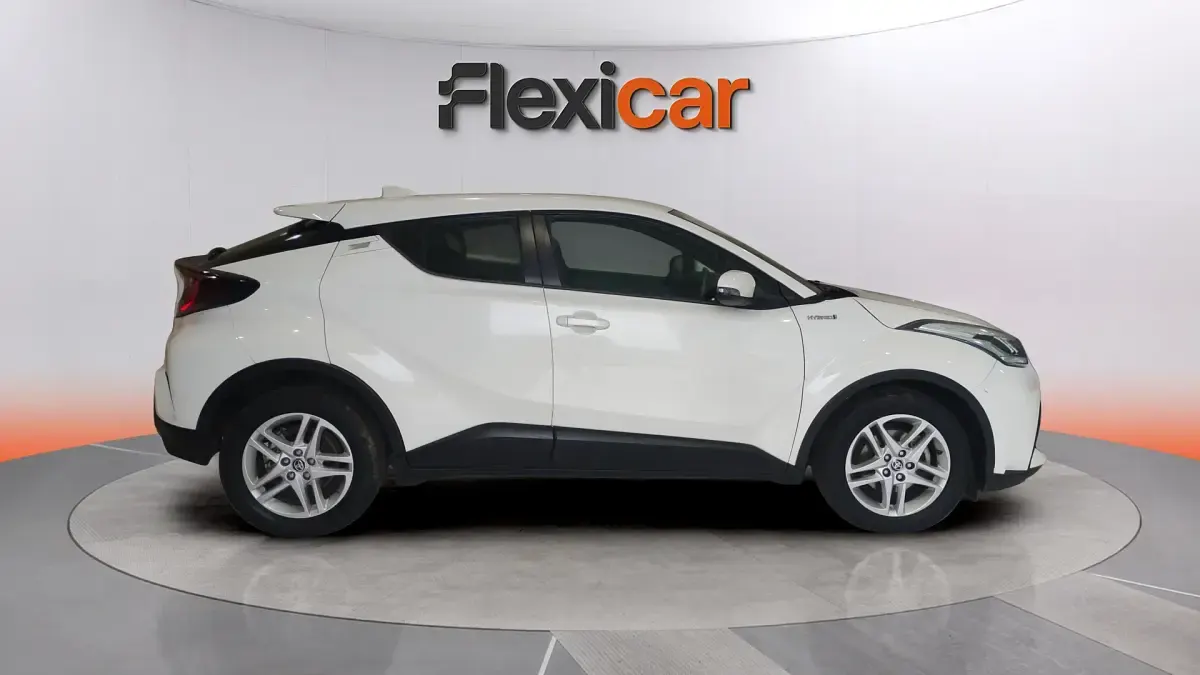 Usado Toyota C-HR Active 122 CV (89 kW) 2020 Blanco SUV