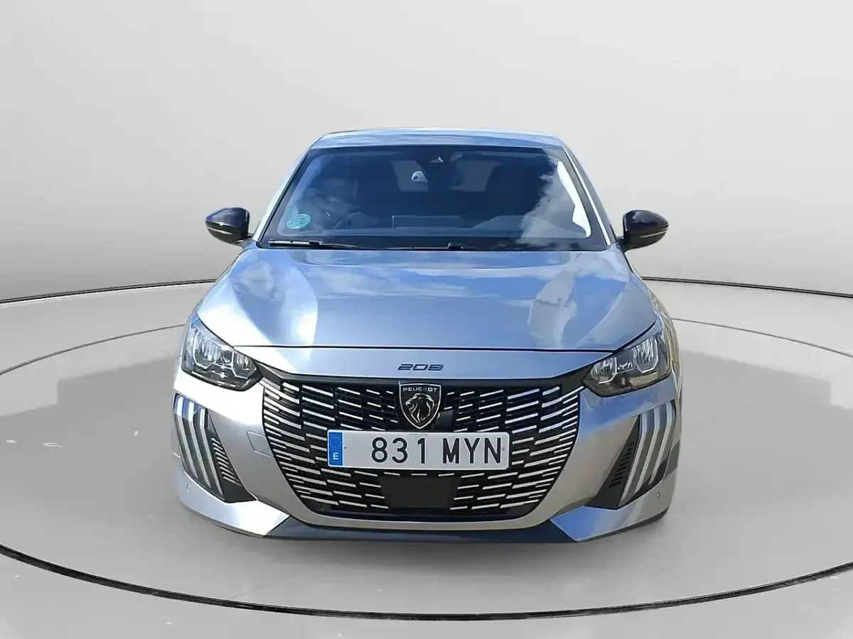 Usado Peugeot 208 Allure 101 CV (74 kW) 2025 Azul Utilitario