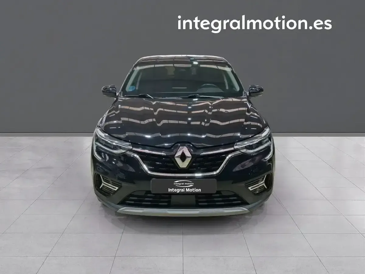 Usado Renault Arkana Techno 140 CV (102 kW) 2022 Negro SUV