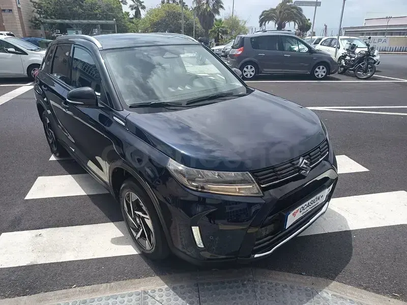 Usado Suzuki Vitara 116 CV (85 kW) 2024 Azul SUV