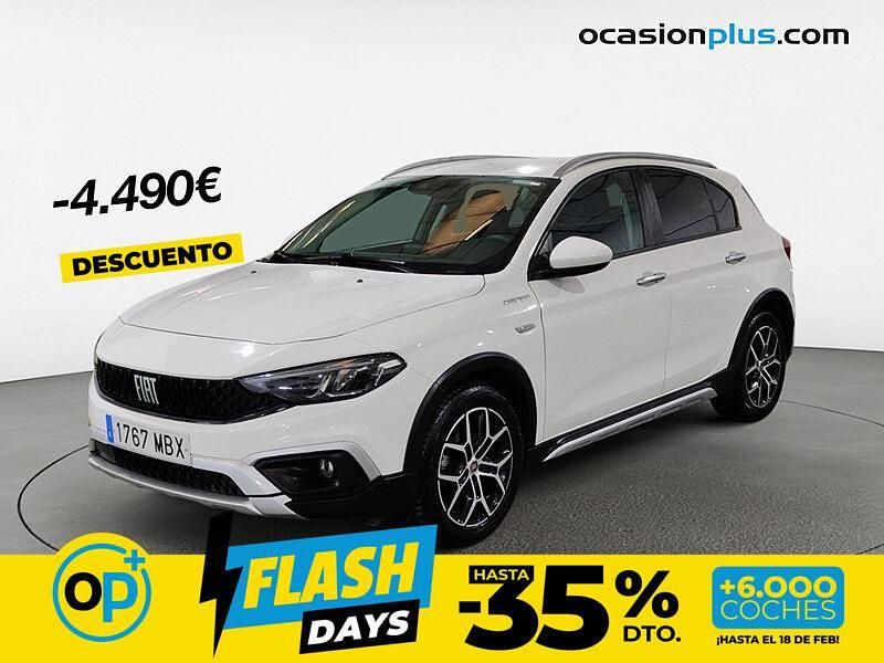 Blanco Usado 2022 Fiat Tipo Cross Berlina | 15.290 € (Precio justo) - Imagen 1/4