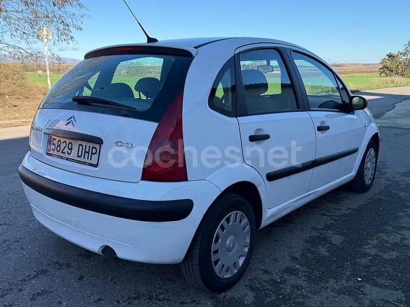 Usado Citroën C3 XTR 90 CV (66 kW) 2005 Blanco Berlina