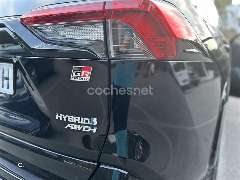 Negro Usado 2024 Toyota RAV4 Hybrid Plus SUV | 46.700 € (Caro) - Imagen 1/4