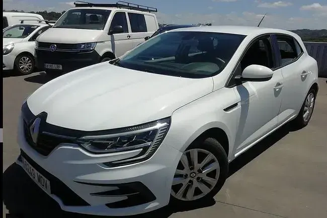 Usado Renault Mégane II Equilibre 115 CV (84 kW) 2023 Blanco Berlina