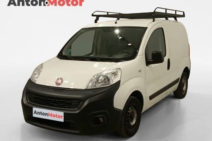 Usado 2018 Fiat Fiorino Monovolumen | 9890 € (Caro) - Imagen 1/4