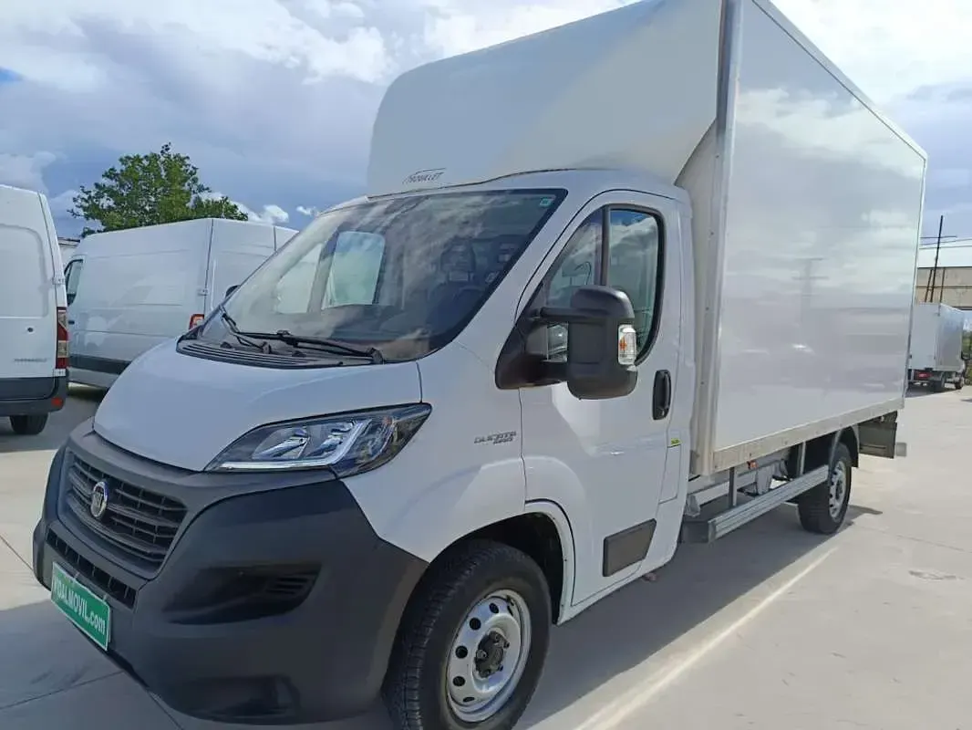 Usado Fiat Ducato 131 CV (96 kW) 2021 Blanco Van
