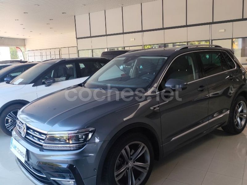 Gris / plata Usado 2020 VW Tiguan R-line SUV | 25.900 € (Precio justo) - Imagen 1/4