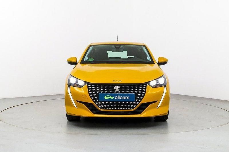 Usado Peugeot 208 Active 100 CV (73 kW) 2021 Amarillo Utilitario