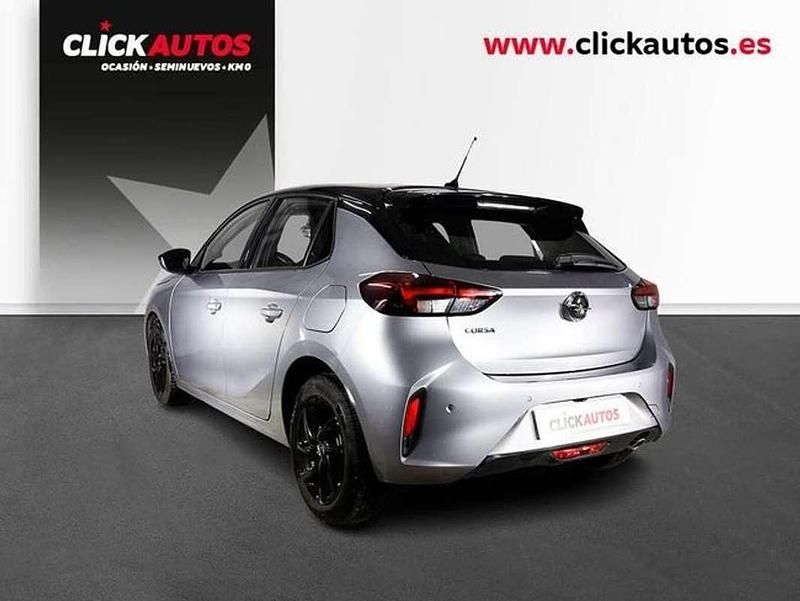 Usado Opel Corsa GS Line 101 CV (74 kW) 2021 Gris Utilitario
