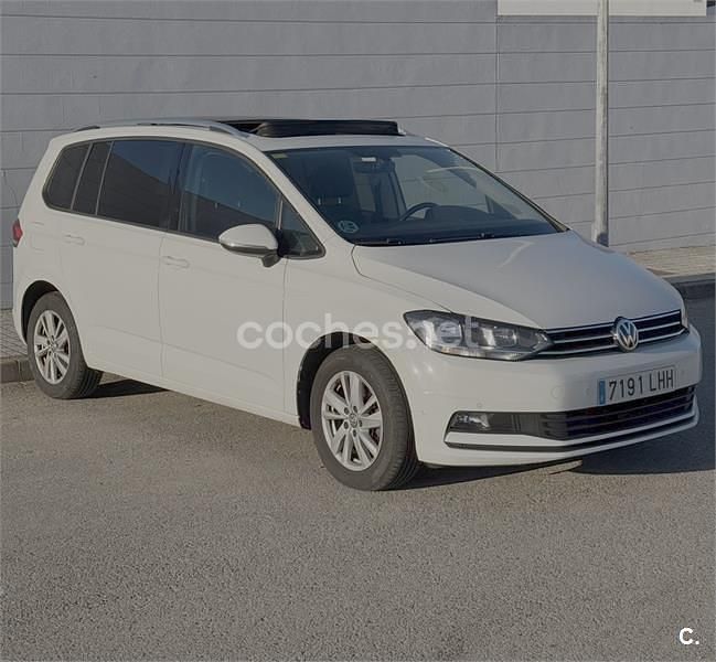 Blanco Usado 2020 VW Touran Advance Monovolumen | 16.900 € (Super precio) - Imagen 1/3