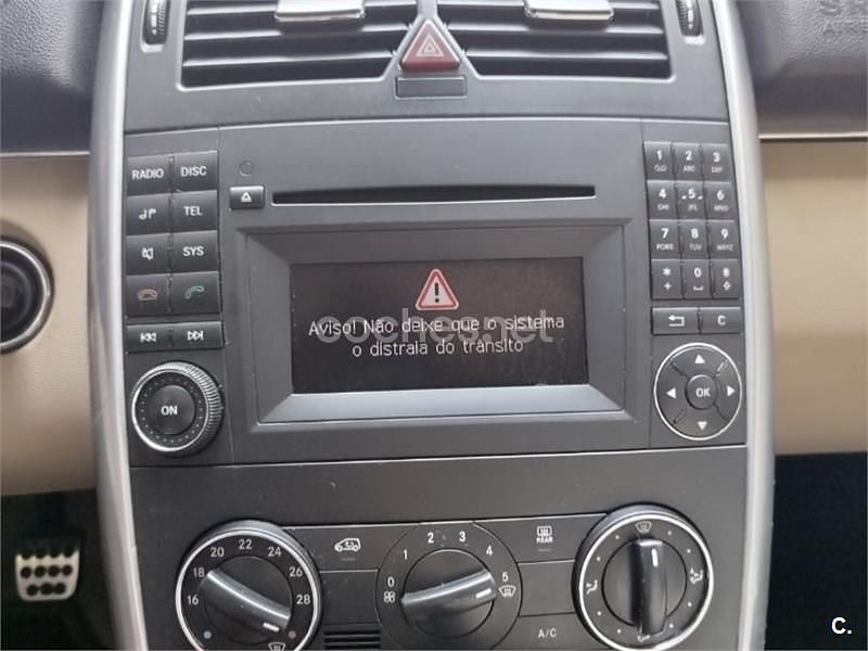 Negro Usado 2009 Mercedes B180 Monovolumen | 3900 € (Precio justo) - Imagen 1/4