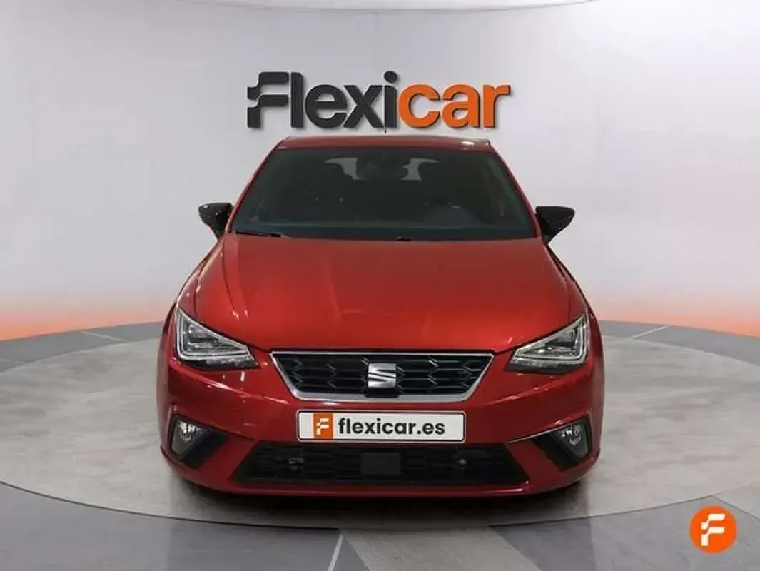 Usado Seat Ibiza FR 110 CV (80 kW) 2023 Rojo Utilitario