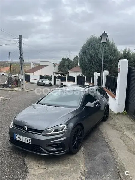 Usado VW Golf VII R 310 CV (228 kW) 2017 Gris / plata Familiar