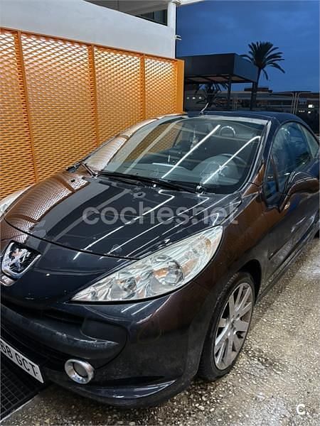 Usado Peugeot 207 CC 120 CV (88 kW) 2008 Negro Descapotable