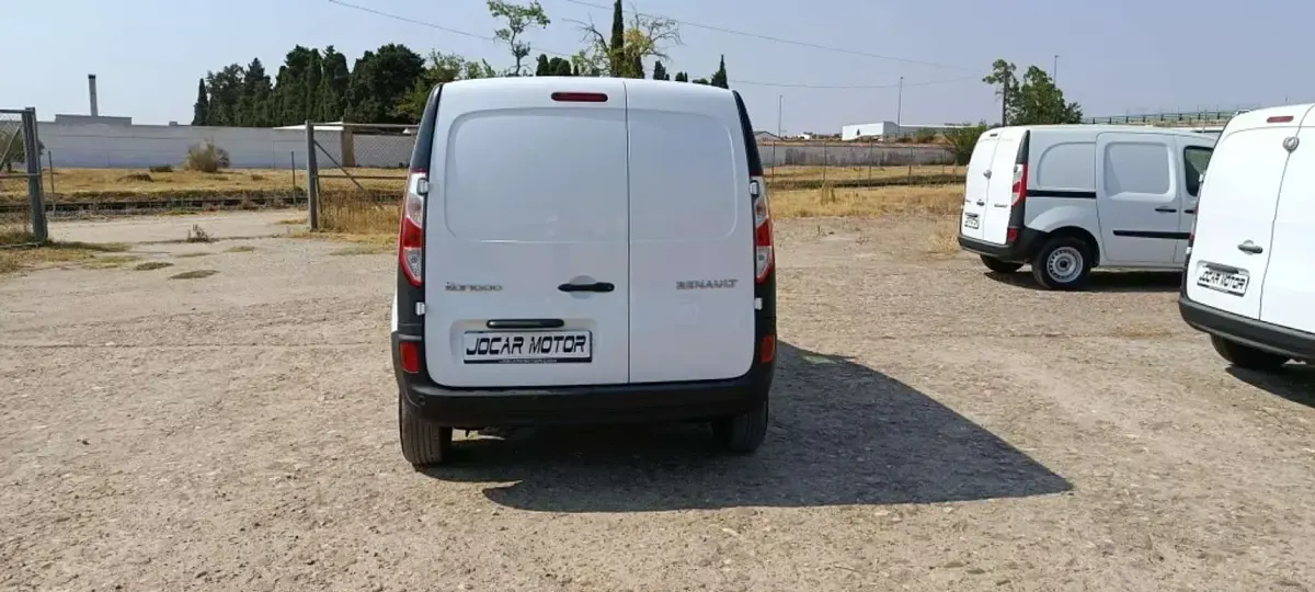 Usado Renault Kangoo 95 CV (69 kW) 2021 Blanco Monovolumen