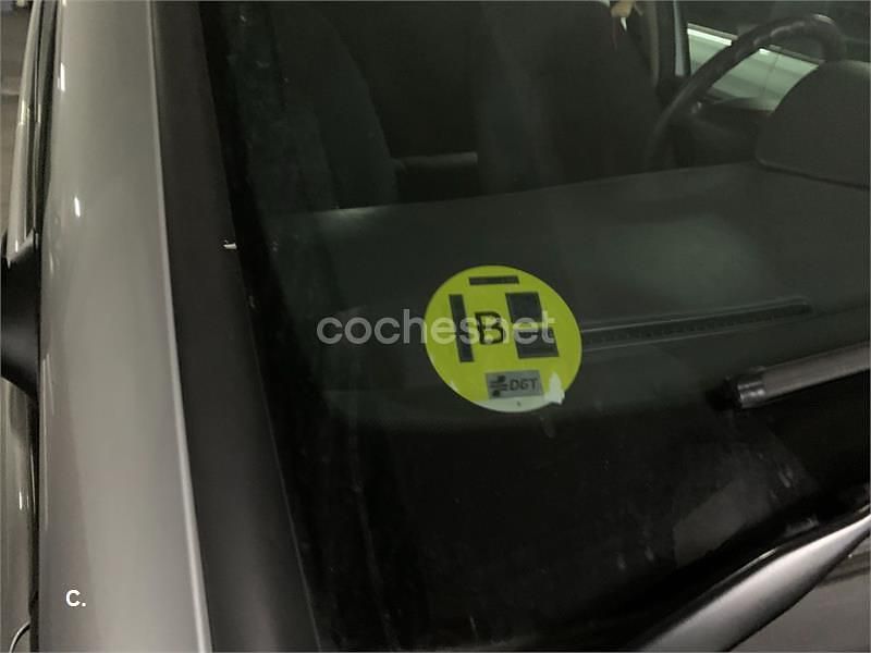 Usado Mercedes A140 Classic 82 CV (60 kW) 2002 Gris / plata Monovolumen