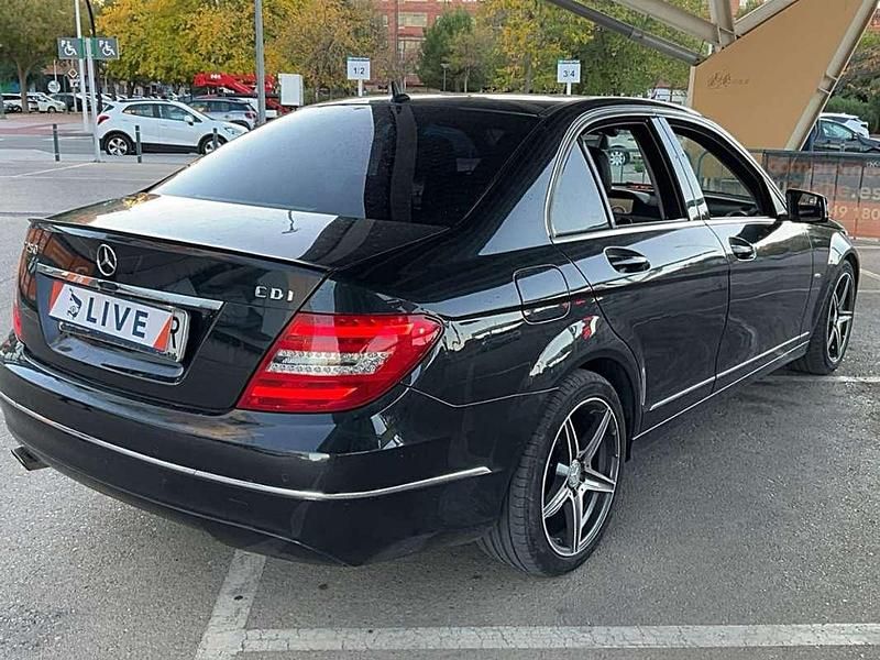 Usado Mercedes C250 Avantgarde 204 CV (150 kW) 2011 Negro Berlina